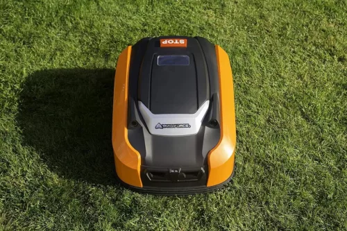Yard Force X50i robotfűnyíró – Wi-Fi vezérléssel, iRadar™ technológiával, 500 m²-ig BONTOTT