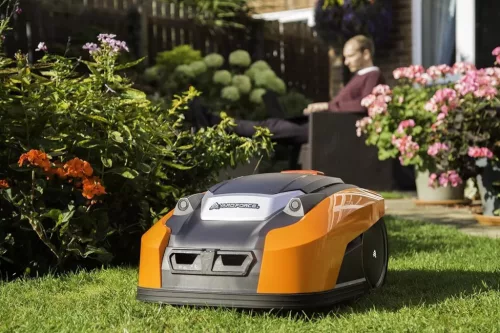 Yard Force X50i robotfűnyíró – Wi-Fi vezérléssel, iRadar™ technológiával, 500 m²-ig BONTOTT